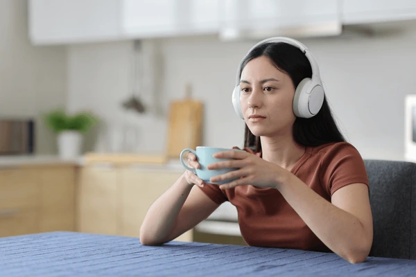 mendengarkan musik gratis untuk self care mental health