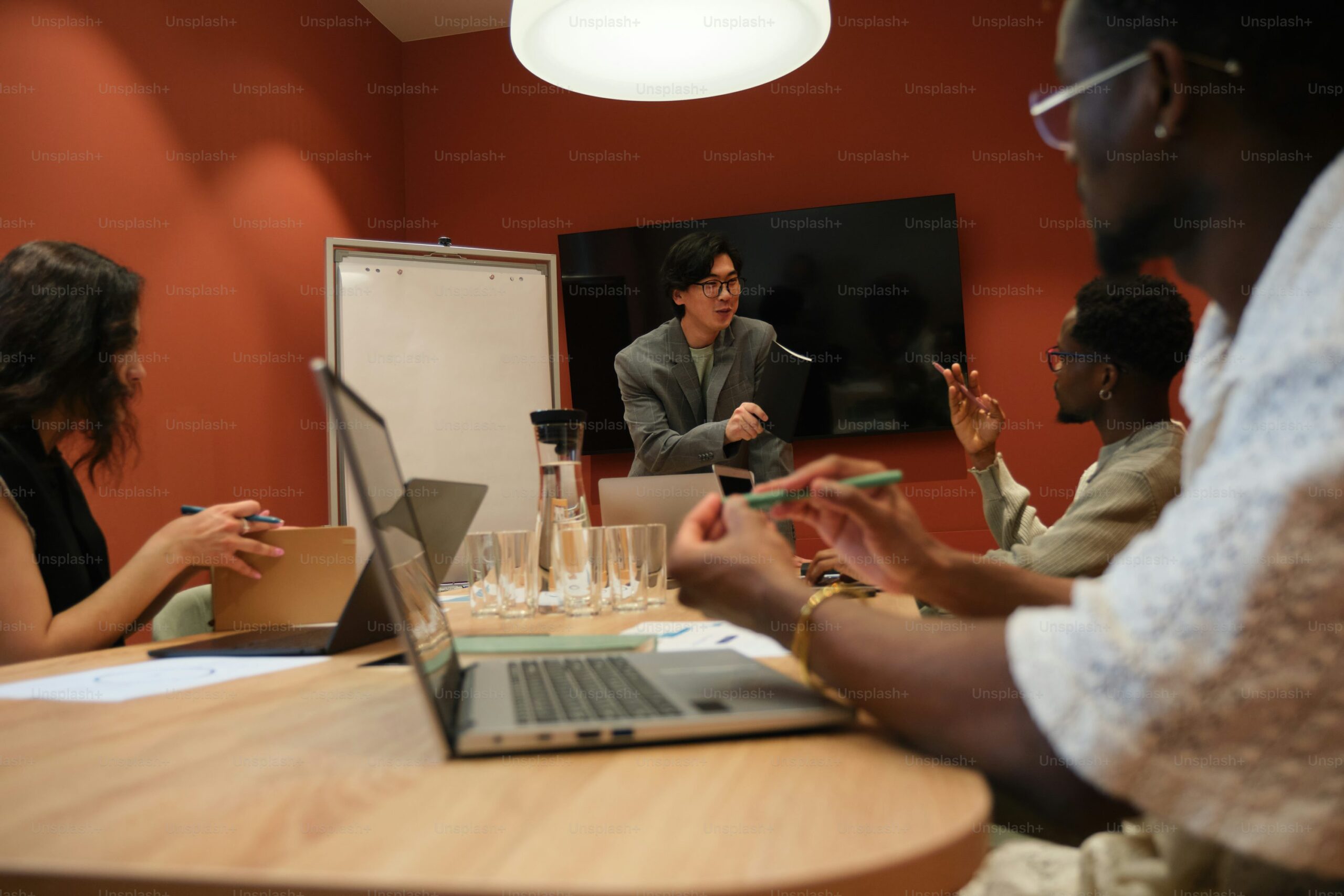 tips efektif mendengarkan podcast edukatif dengan maksimal